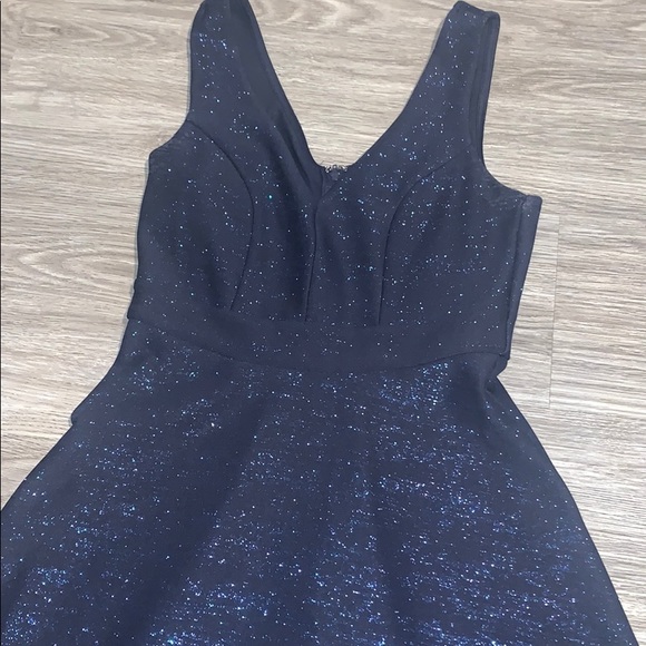 Night out Dress - Picture 2 of 4